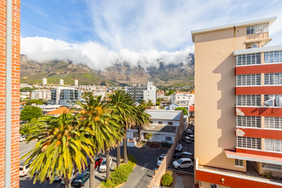 To Let 1 Bedroom Property for Rent in Gardens Western Cape